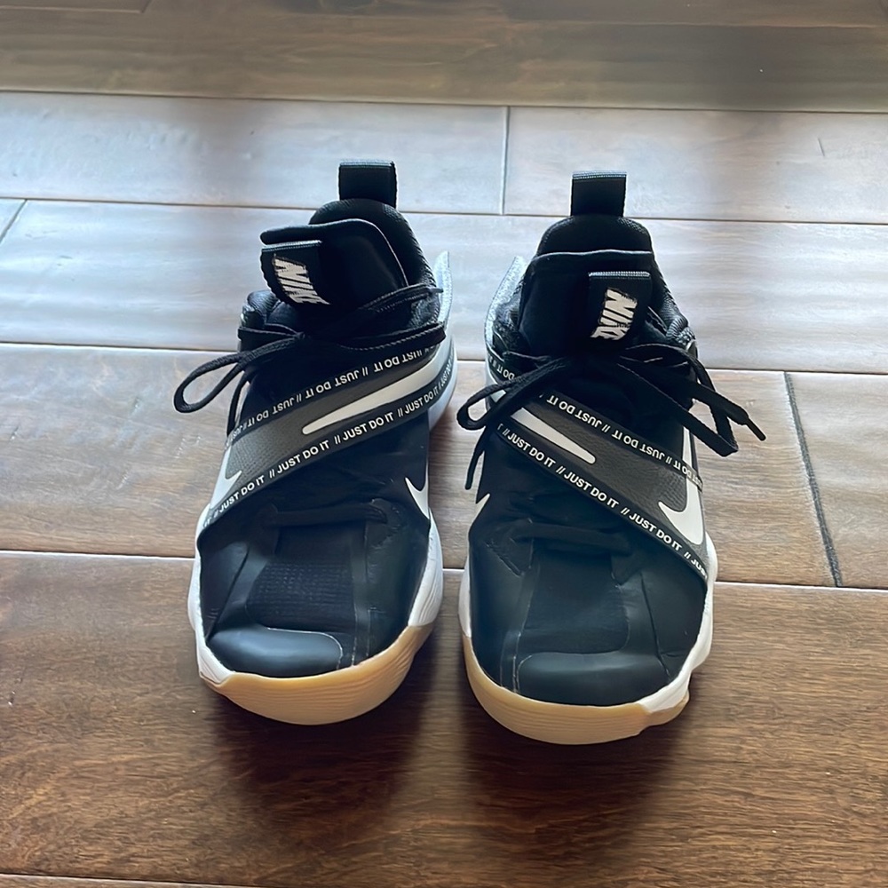 Nike ReAct HyperSet volleyball shoes